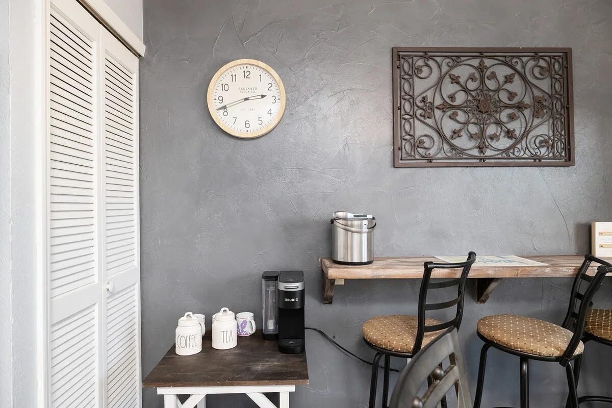Simple and sweet coffee bar