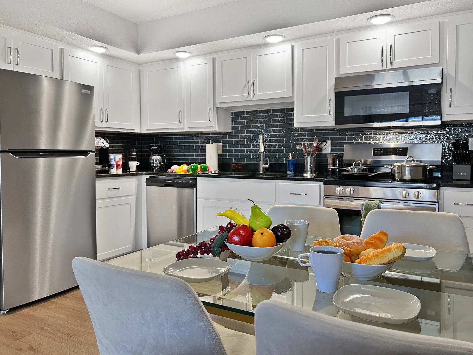 Full size completely stocked kitchen. Everything you need to cook meals, heat up leftovers or grab a wine glass to enjoy as you unwind.