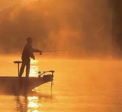 Fish right of the dock or use the boat ramp and fish on Roark Creek or take off to Lake Taneycomo