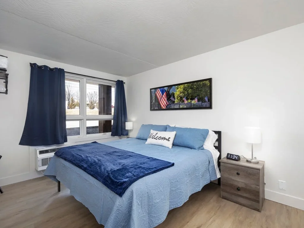 Pool Access Condo- Perfect for Getaways