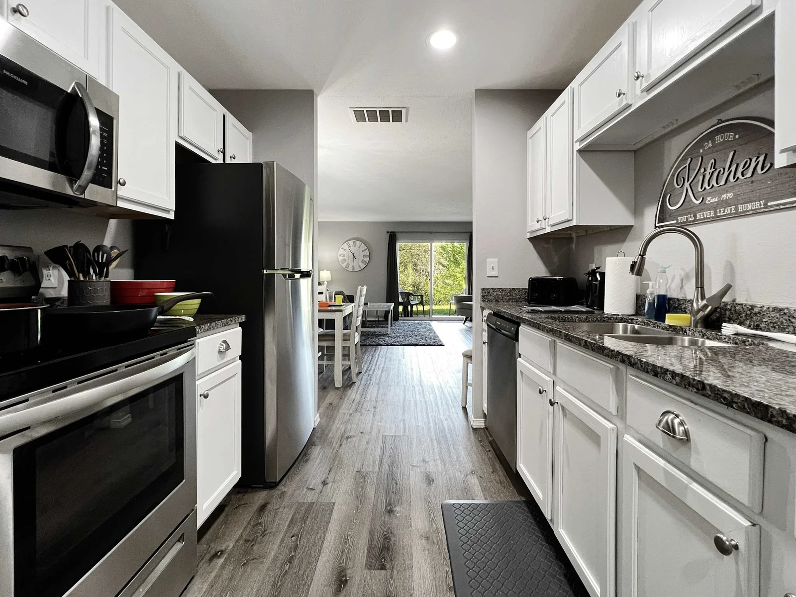 Spacious 3BR Condo Near SDC