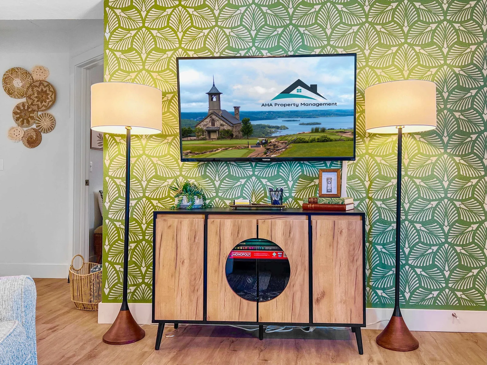 Welcome to the Jungle, theme decorated and so so cozy