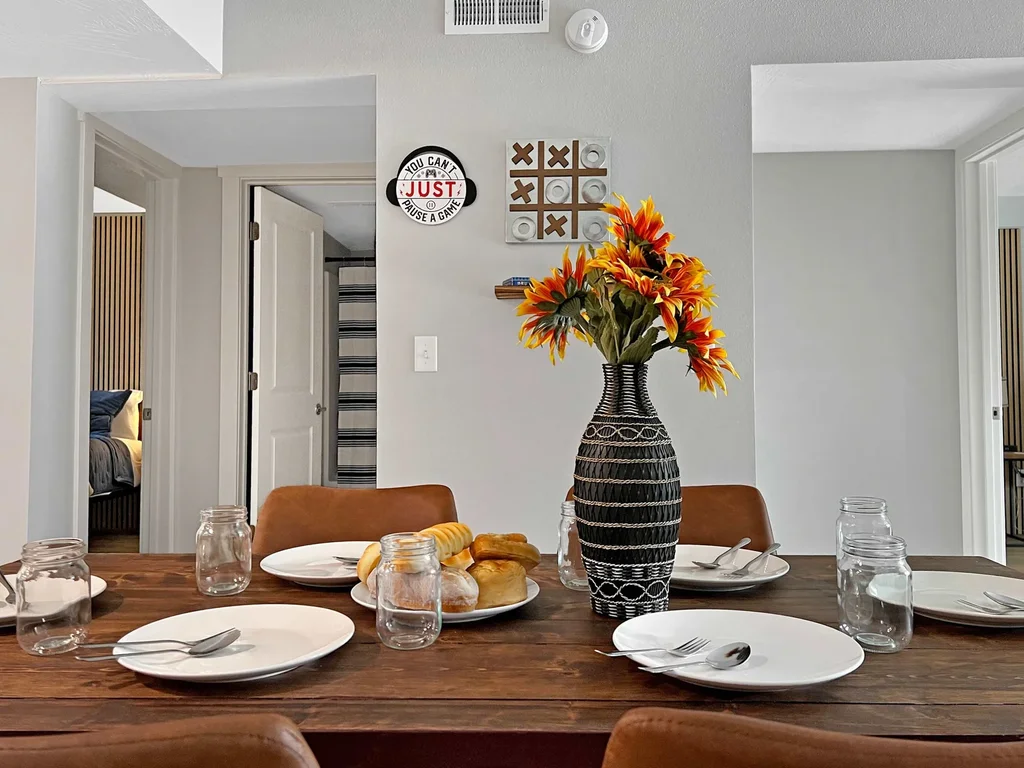 Upscale Condo, Walk to Branson Landing