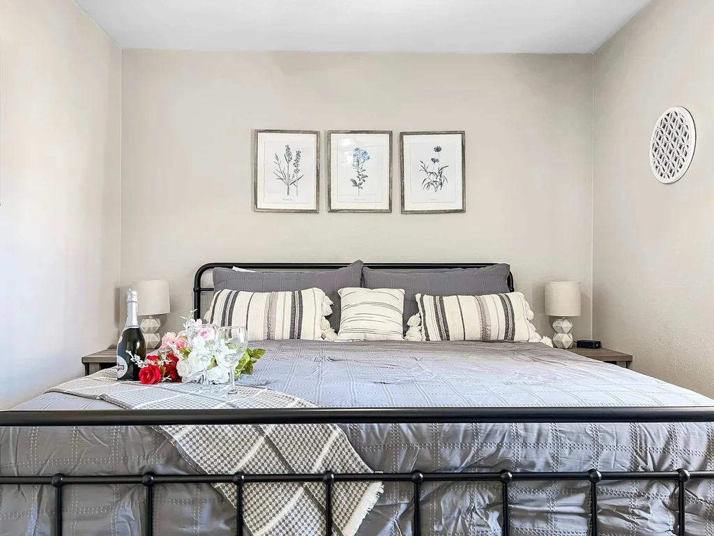 Taneycomo Tranquility – Step‑Free Condo