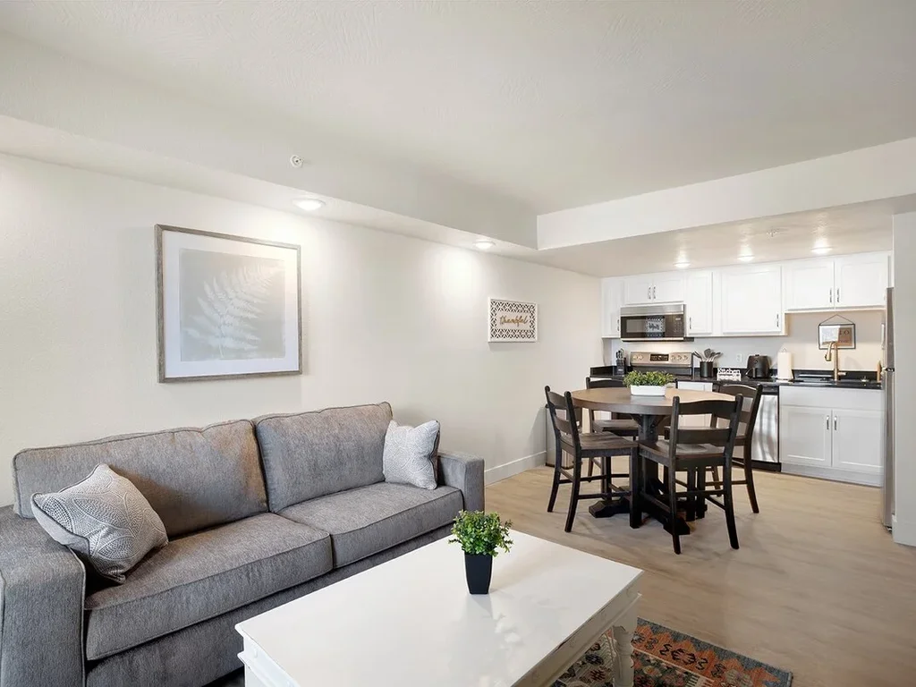 Walk-In Condo with Indoor & Outdoor Pool