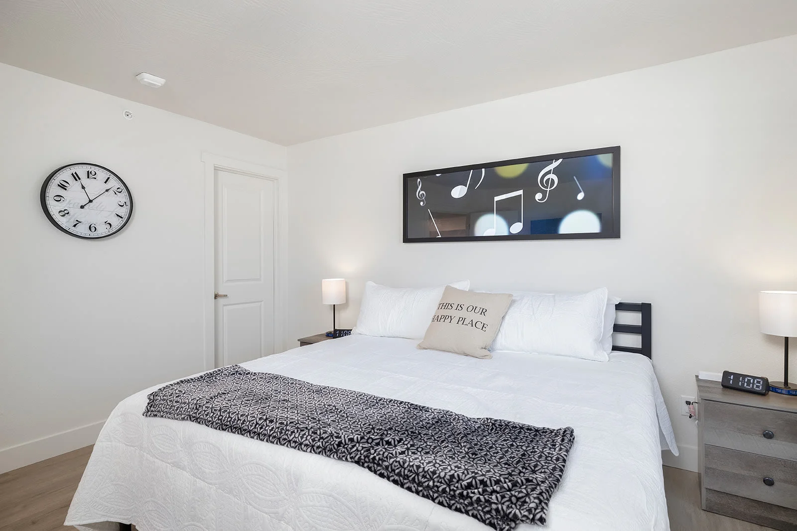 Pet-Friendly Condo Near Downtown