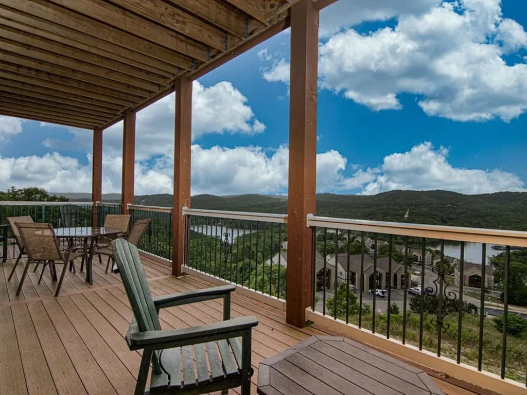 Near 76-Strip Family Condo