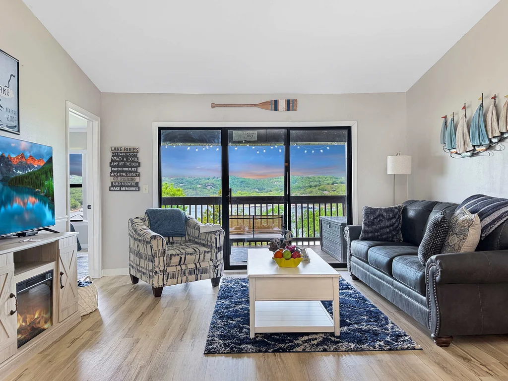 Remodeled, pool, pickleball, Amazing Lake view