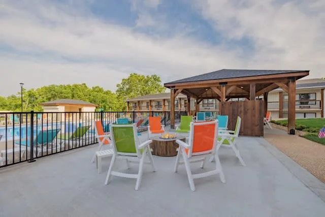 Beautiful gas firepit to enjoy after a long day in Branson