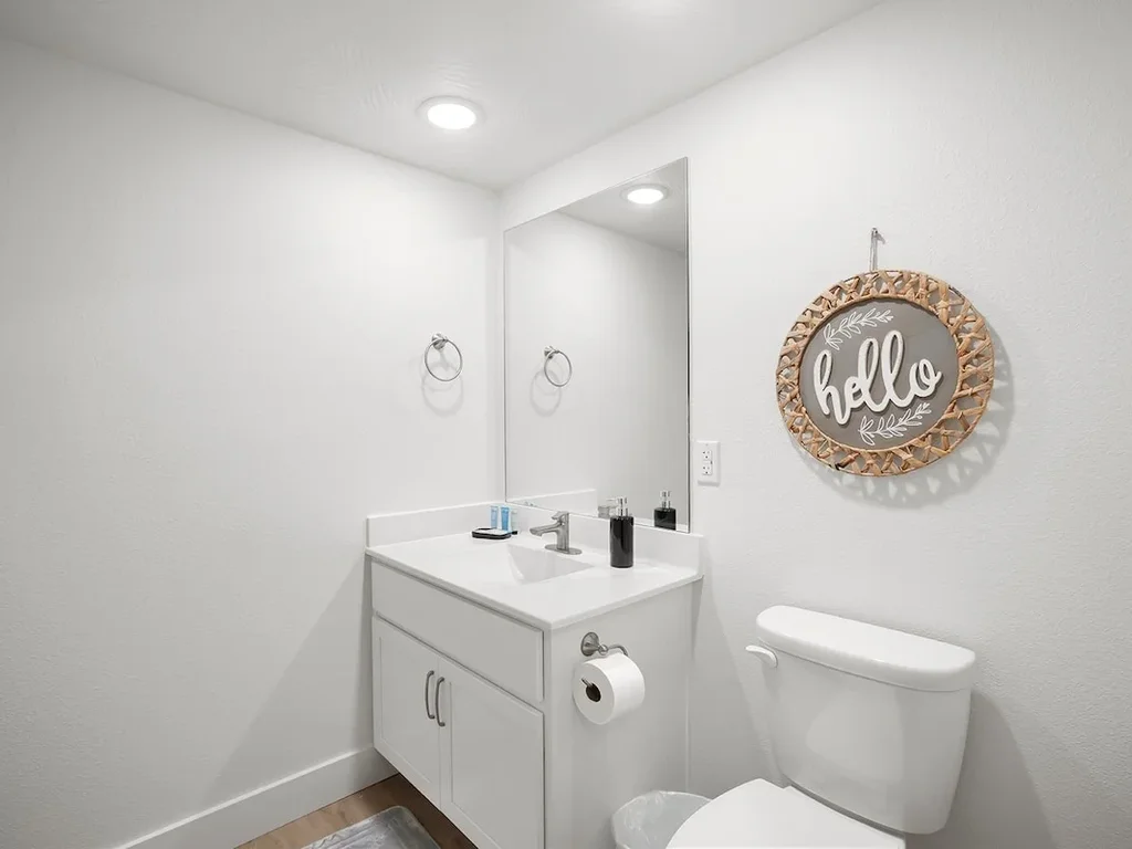 Walk-In Condo with Indoor & Outdoor Pool