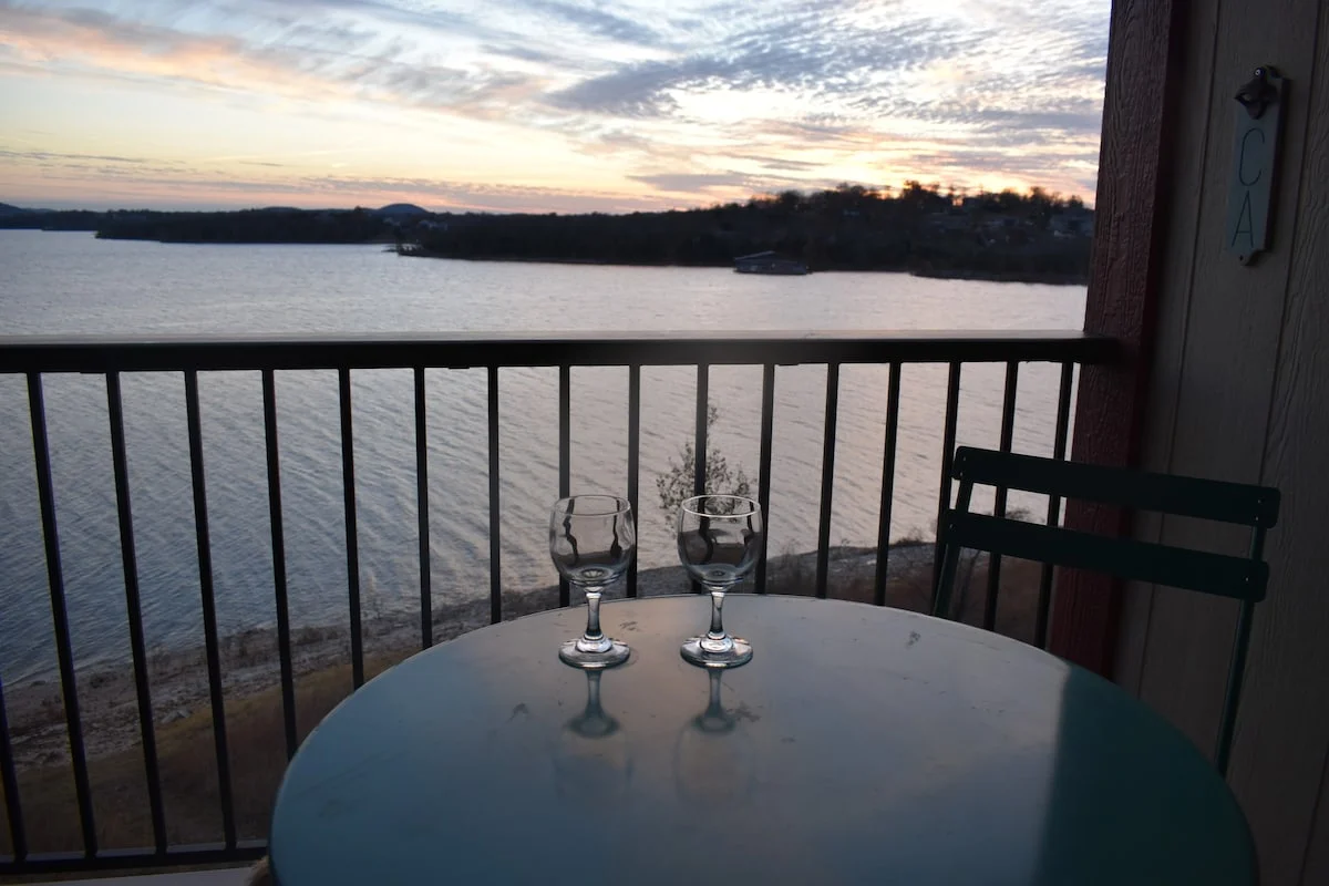 Breathtaking Table Rock Lake Sunsets. Enjoy your coffee (Bunn Coffee maker provided) in the AM or a relaxing glass of wine in the PM with this stunning view!