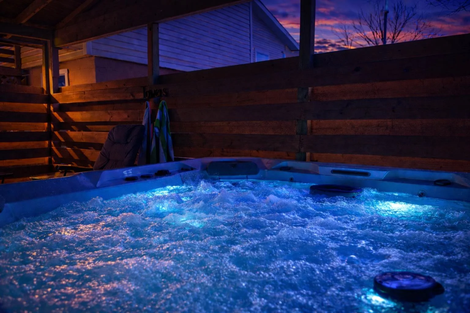 Beautiful private hot tub to release all of your tension and concerns.