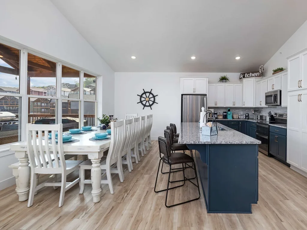 Lux Home with Private Hot Tub & Game room