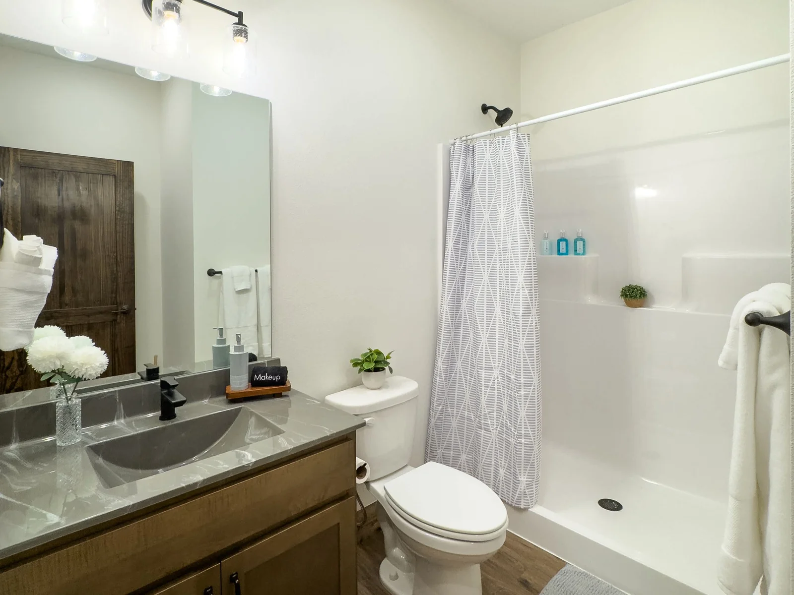And when it's time to unwind, a private en suite bathroom offers both convenience and privacy.