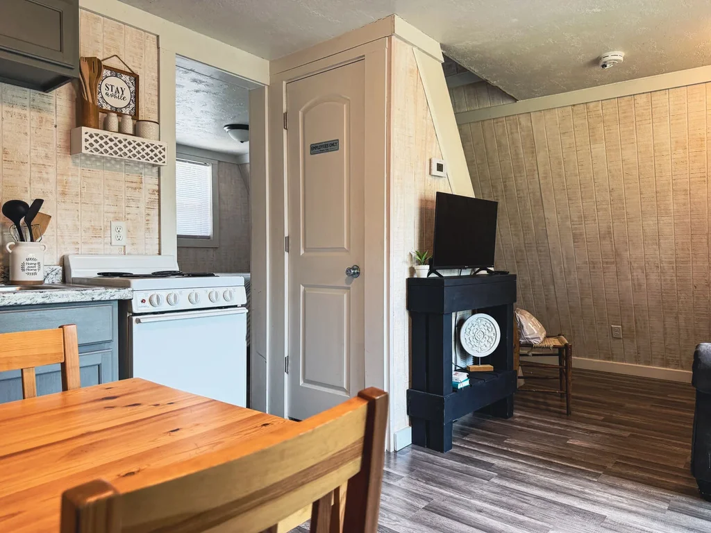 Black Oak Lodge 3