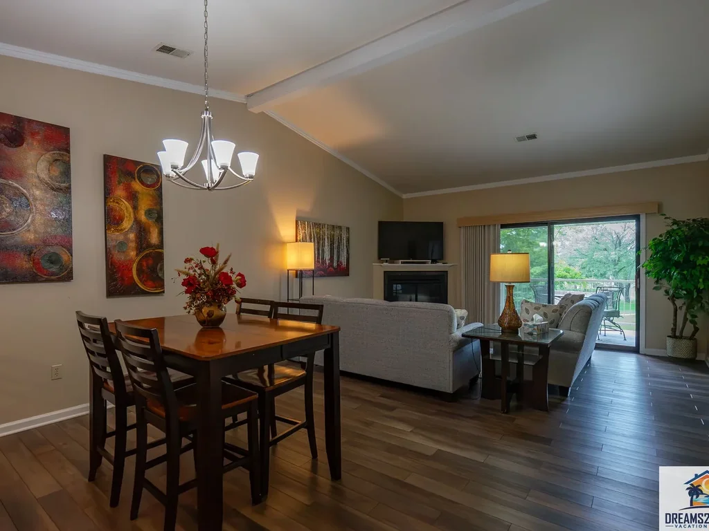 Peaceful Condo for Groups