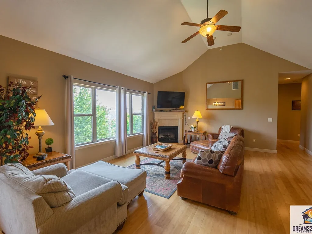Ozarks Hideaway Home