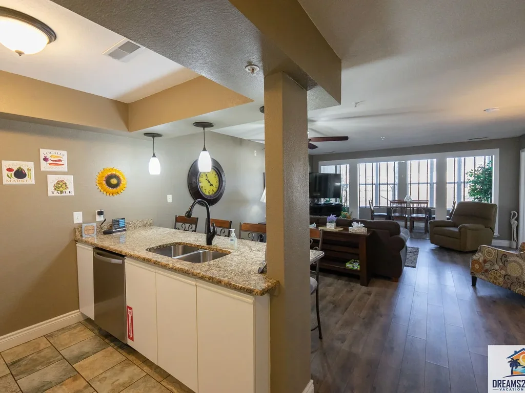 Stardust Condo