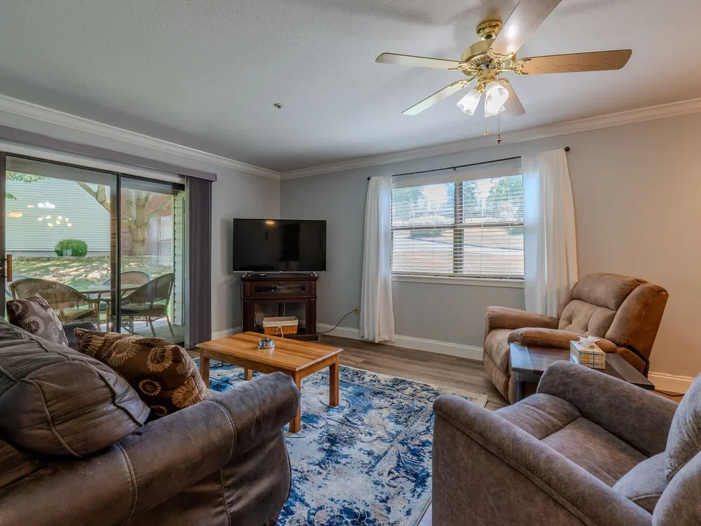 Scenic Swing Condo