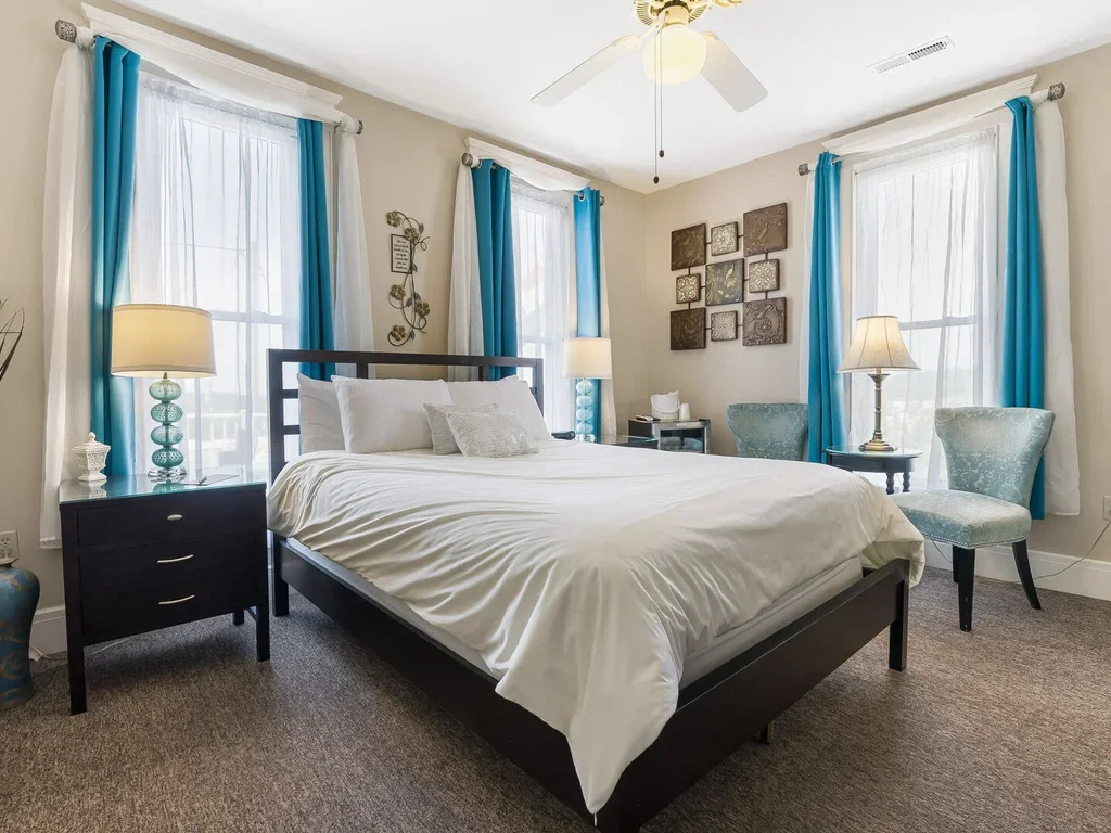 Serendipity Room (BHQ-5)