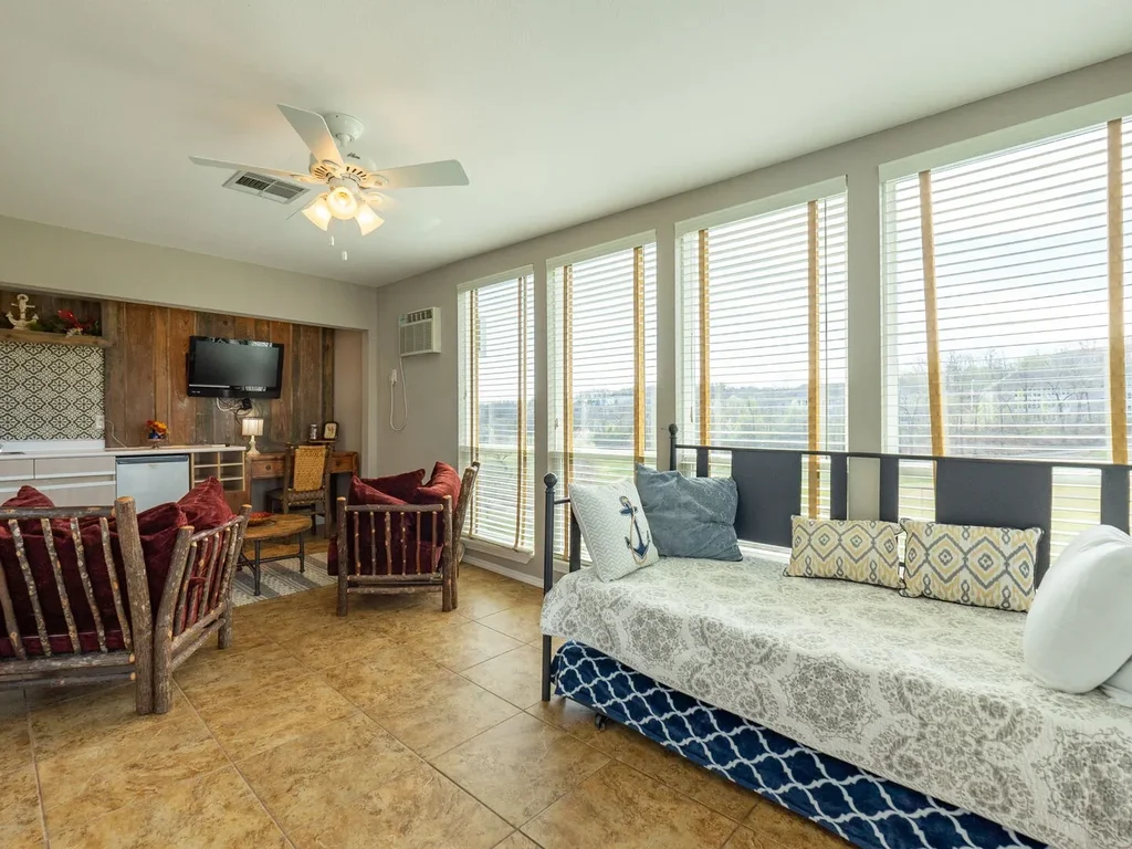 The Good Time Condo