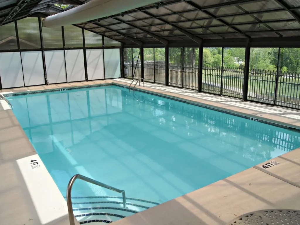 Resort Life, Right Here