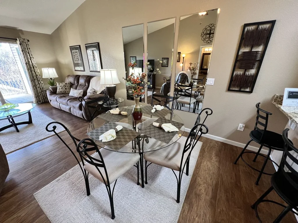 Wag & Walk Condo
