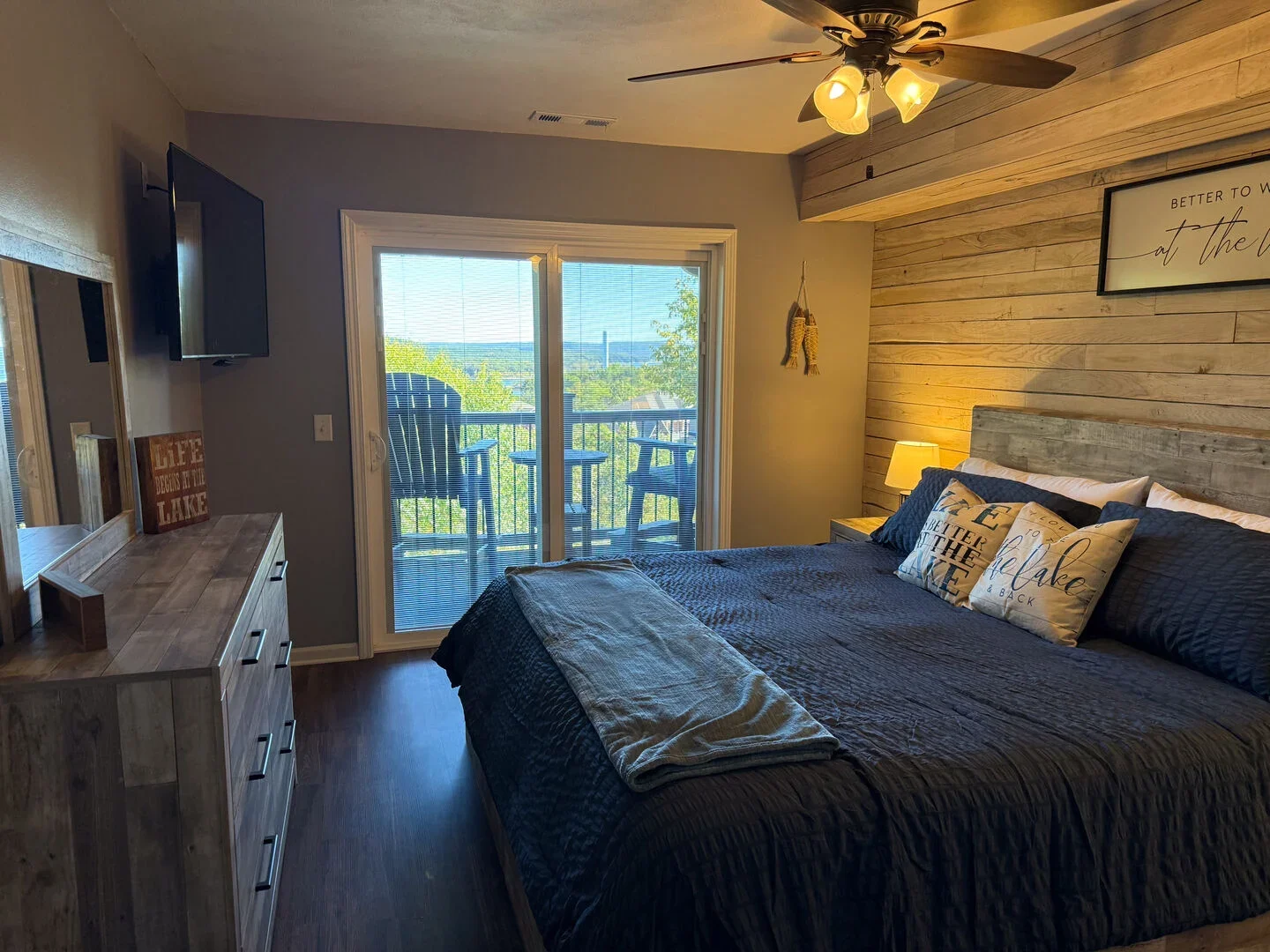 Aqua Serenity – Relax in a Condo