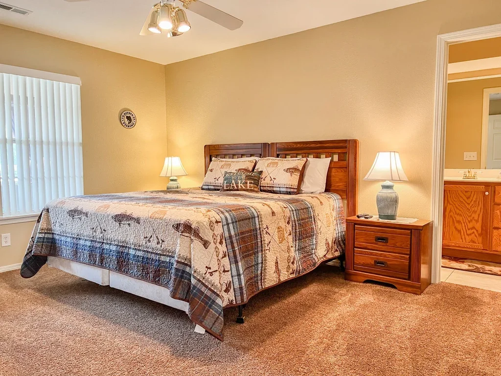 Sunlit Walk-In Condo
