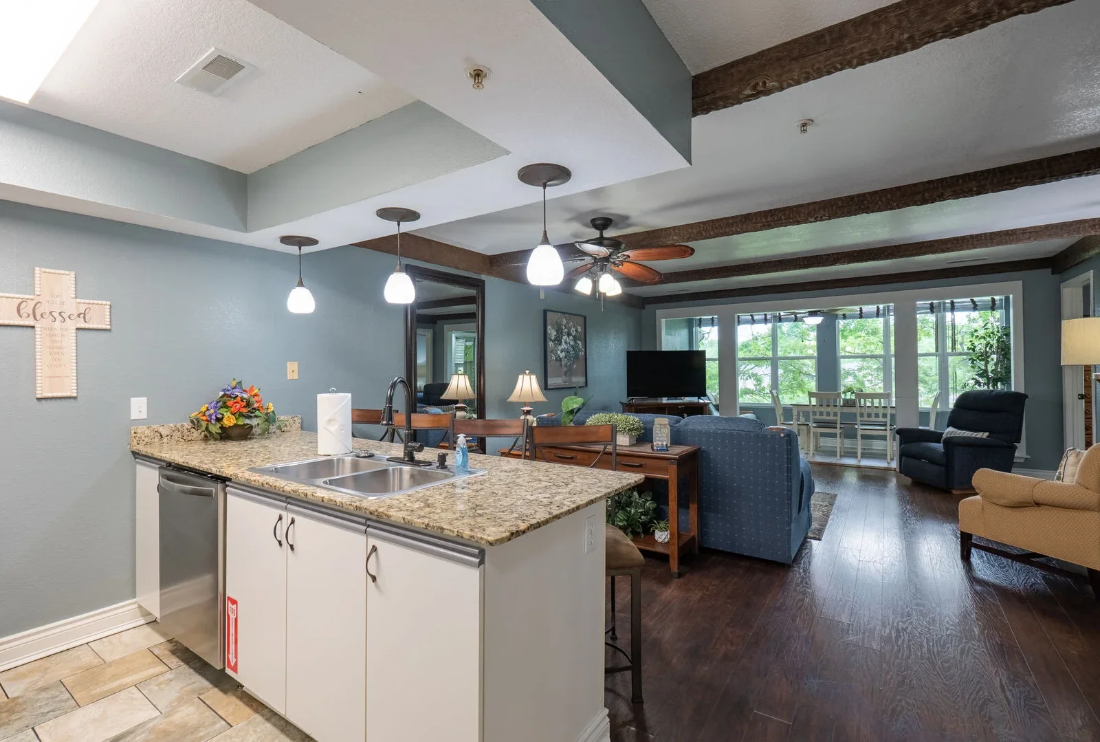 Charming Walk-in Condo