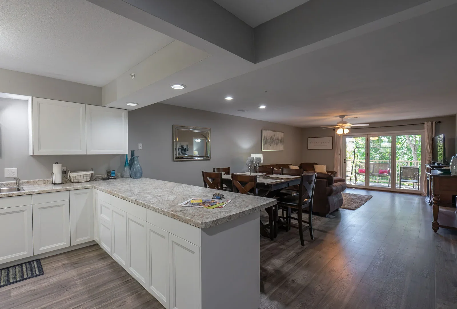 Inviting Walk‑In Condo