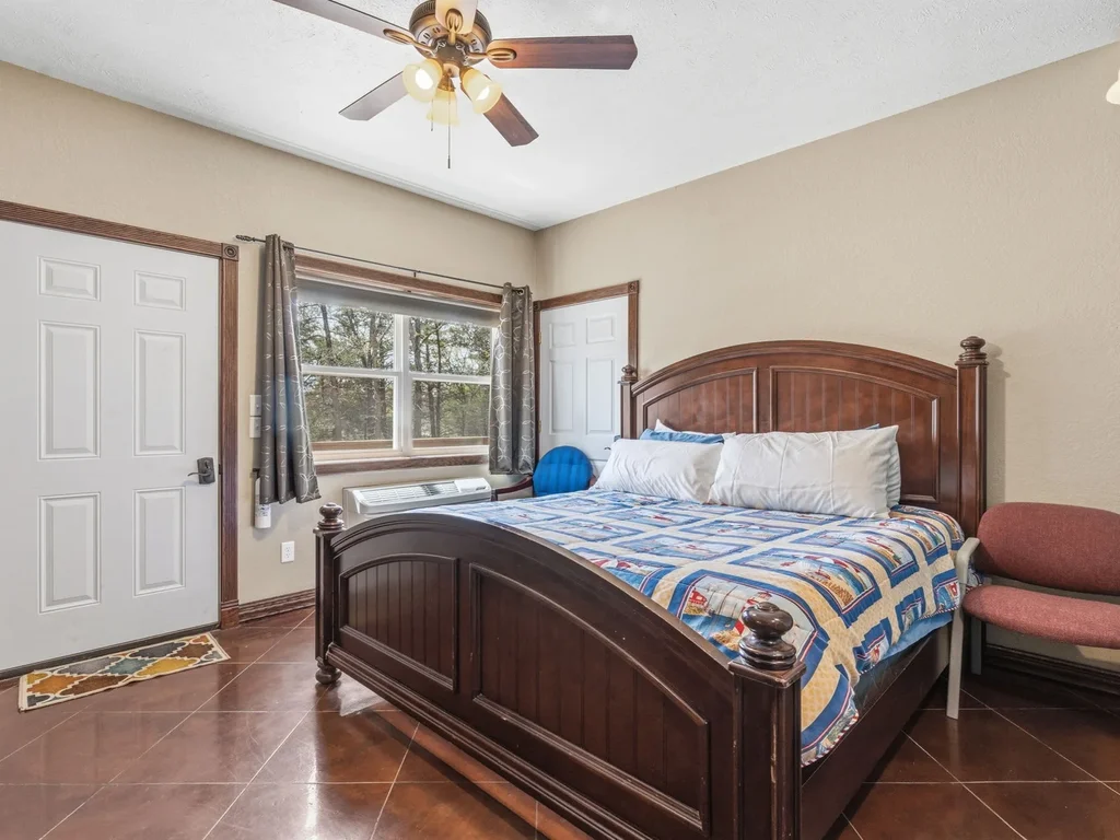 Waterfront Retreat | Relax, Unwind & Explore