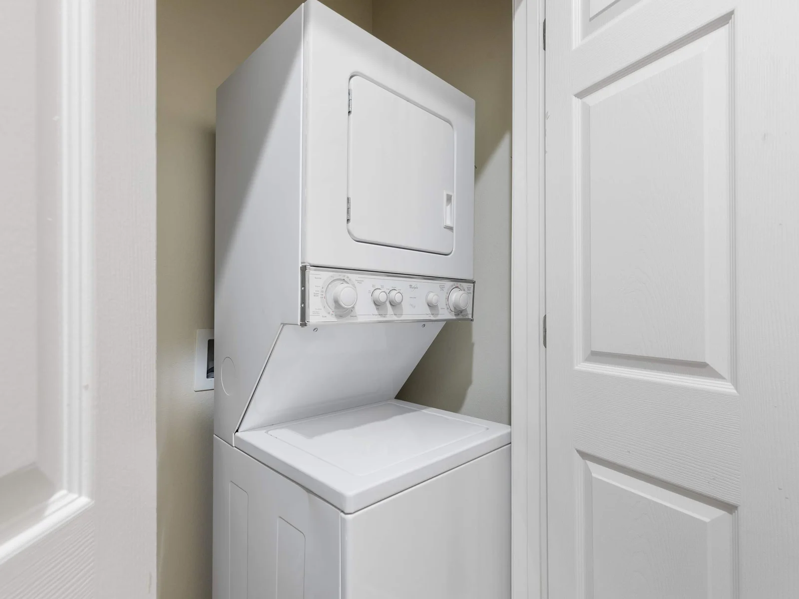 In-unit washer & dryer