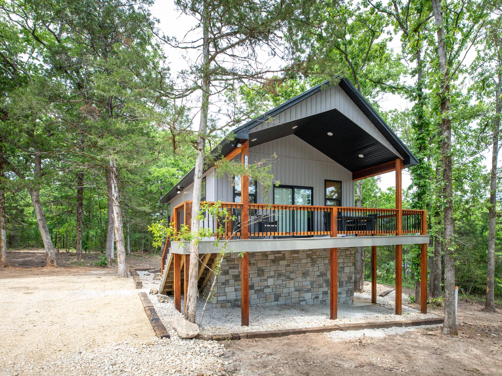 Woodland Retreat- Secluded, Hot-Tub