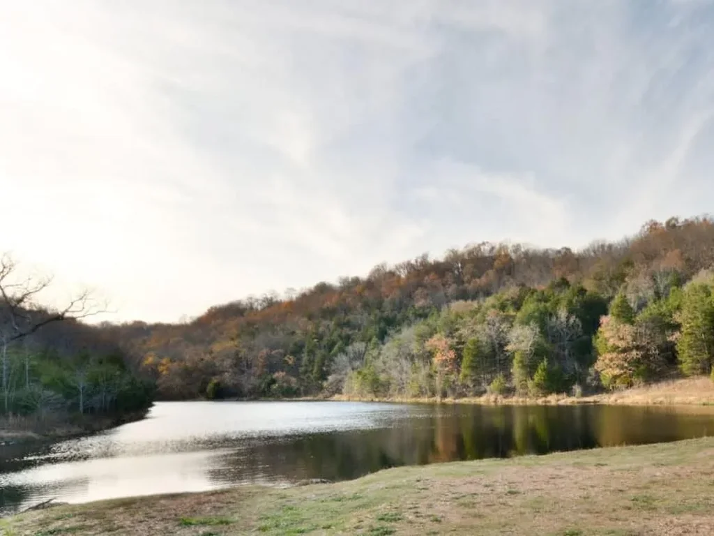 Divine 9 Condo -Fishing Lake & Hiking Trails!