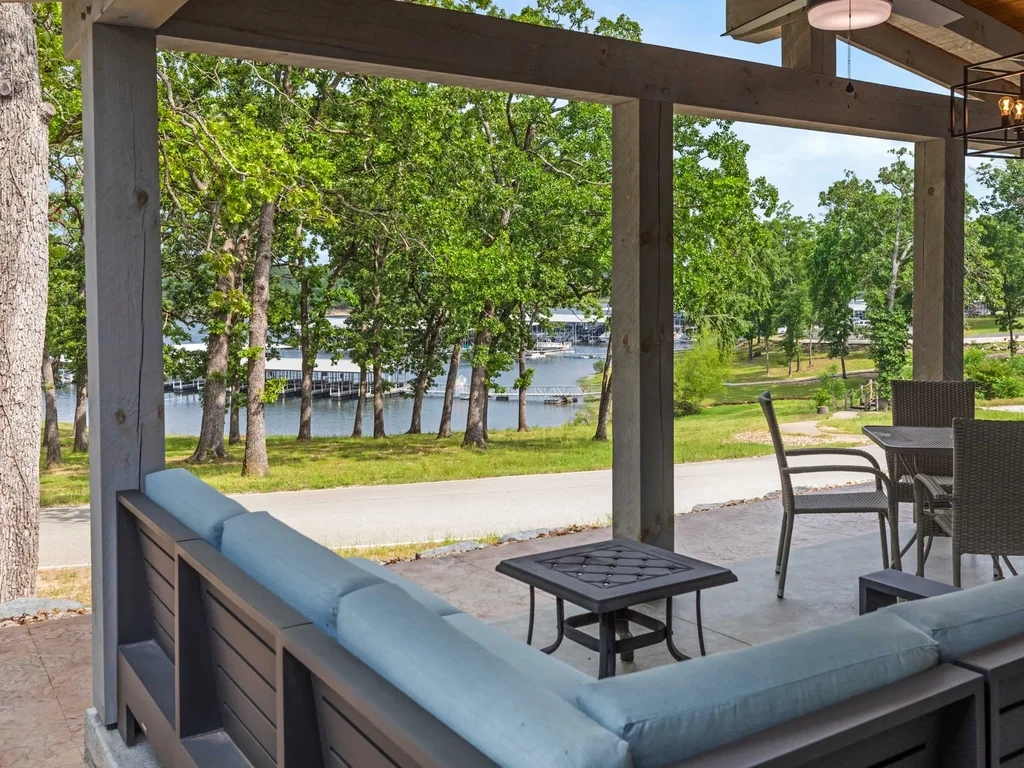 Lake Views, Pool Days & Endless Relaxation