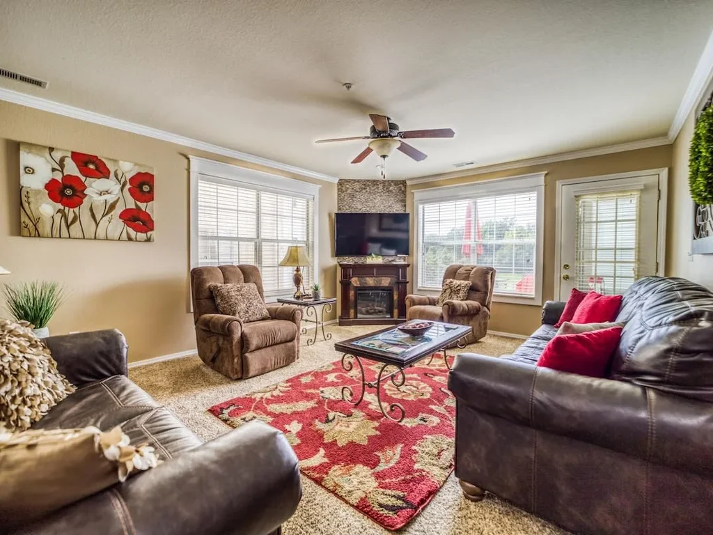 Little House on the Fairway- Luxury Golf Condo