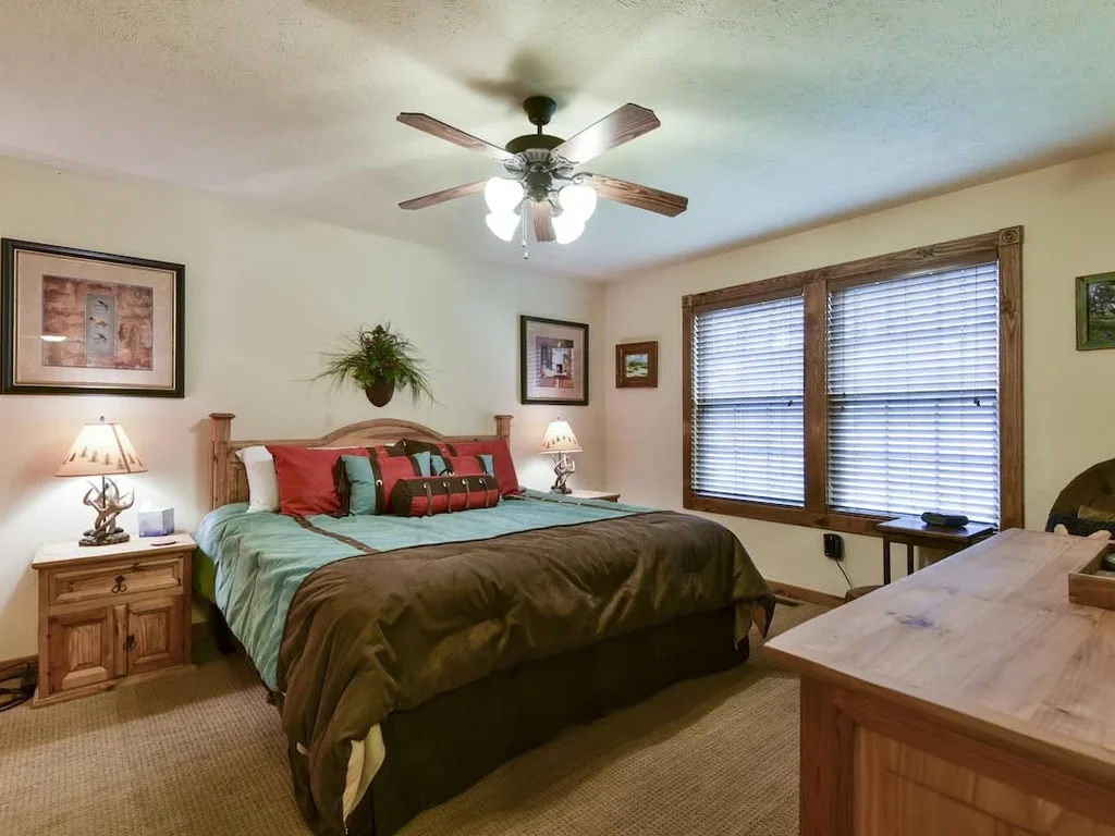 Sooner Settle Lodge 4 King Rooms Stonebridge
