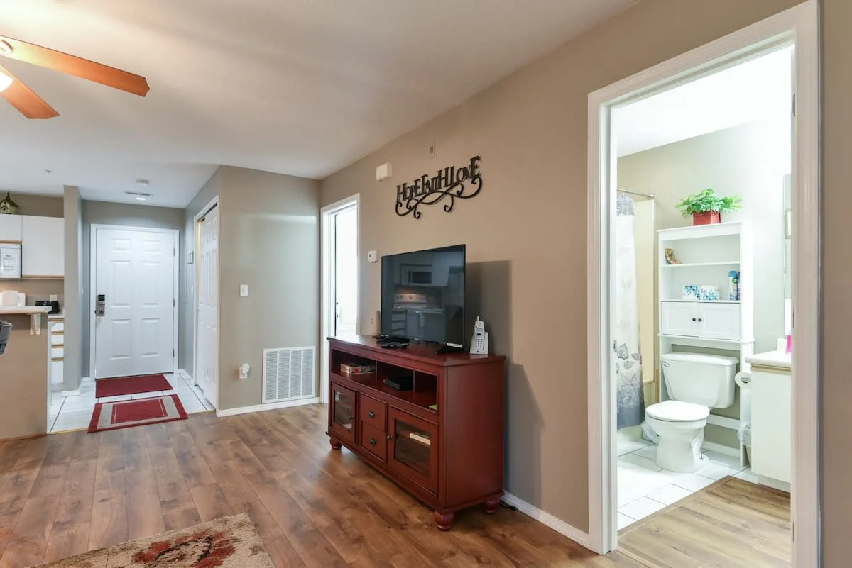 Main guest bathroom off living room - with secondary door that attaches it to the King bedroom.