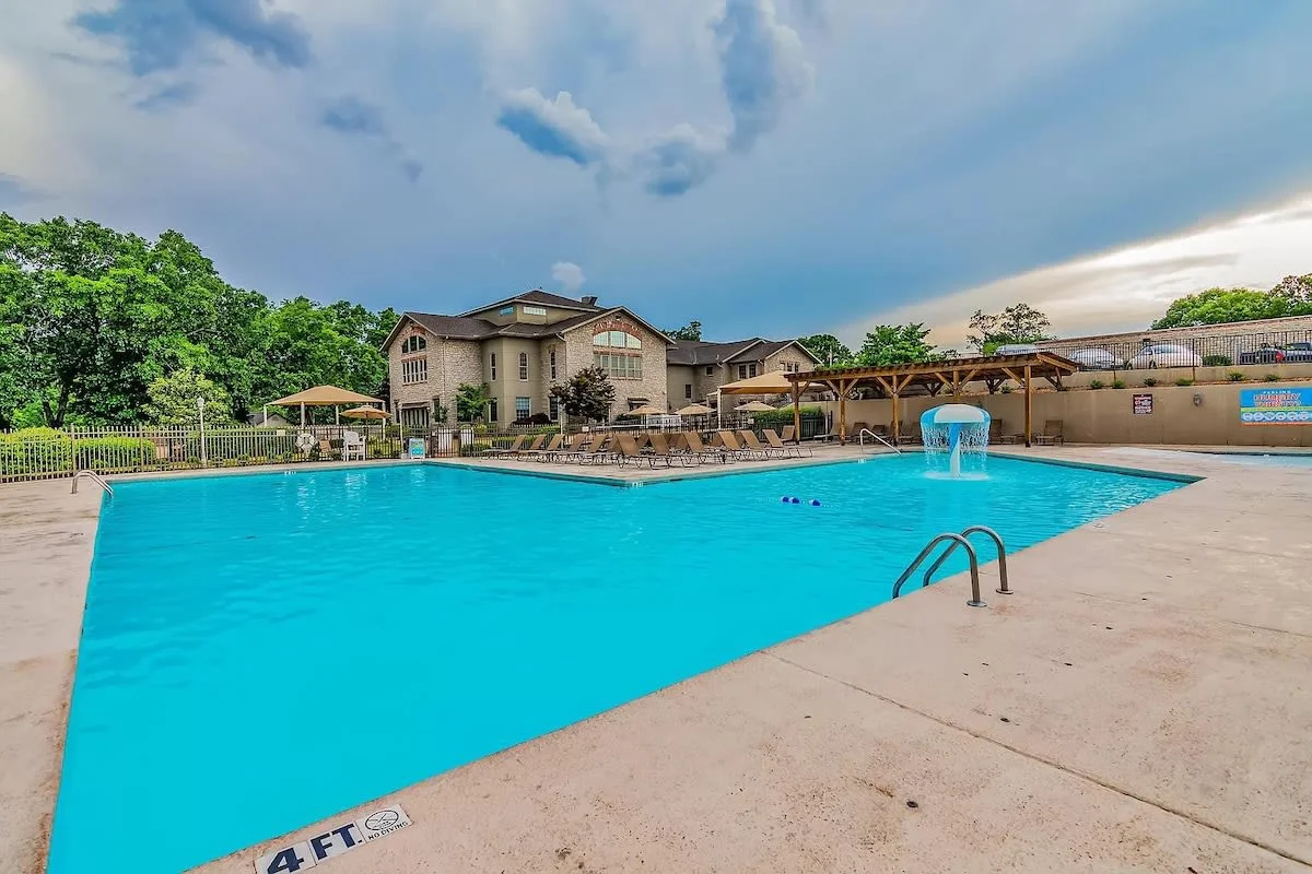 Seasonal outdoor community pool