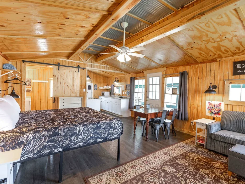 Historic Rockaway Beach Cottage 12