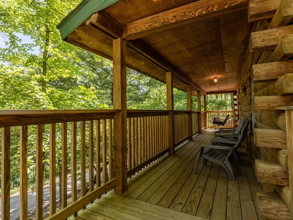 Table Rock Lake Cabin – The Oaks #5 with Lake Access & Hot Tub