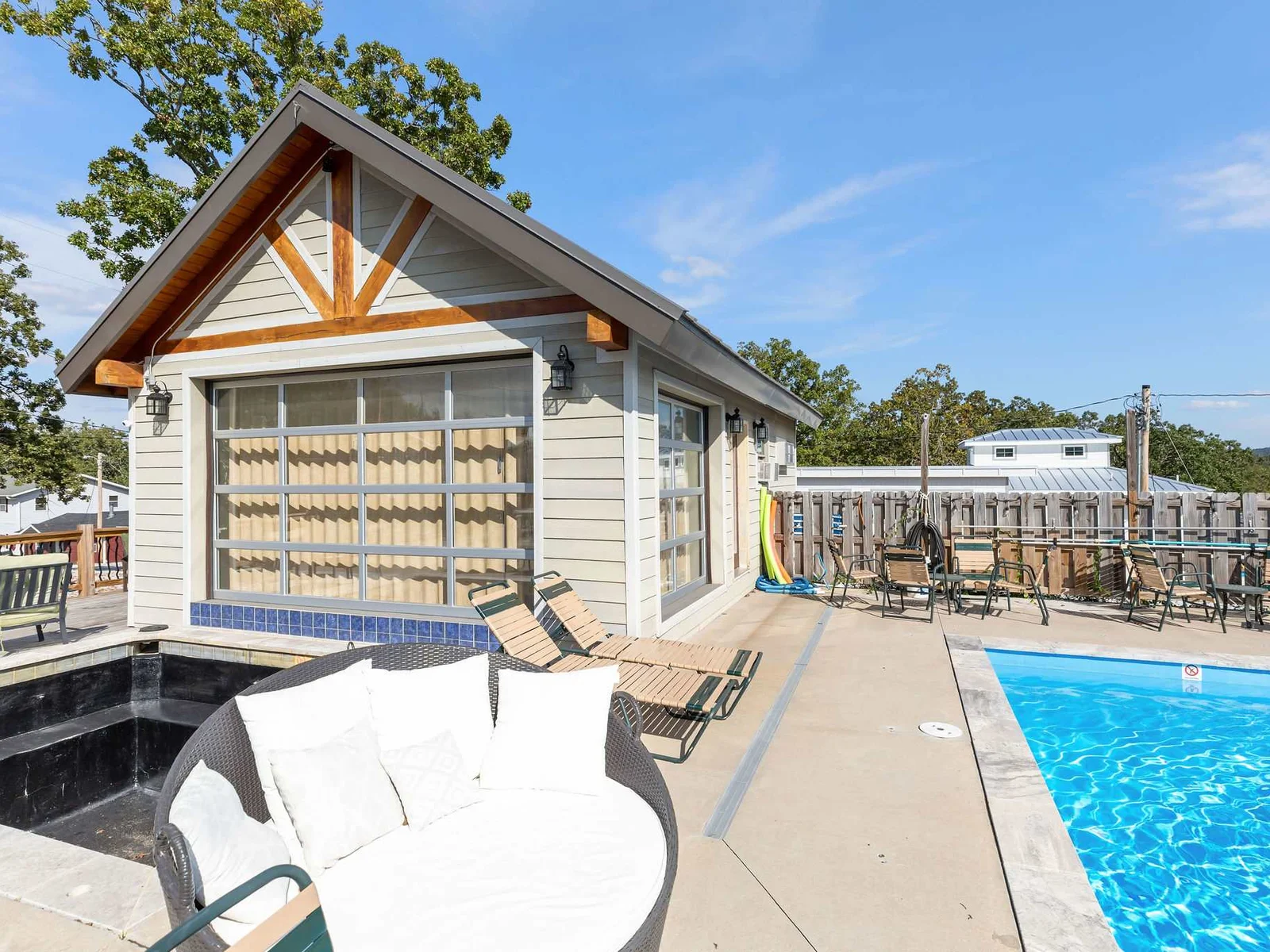 Seasonal Outdoor Resort Pool