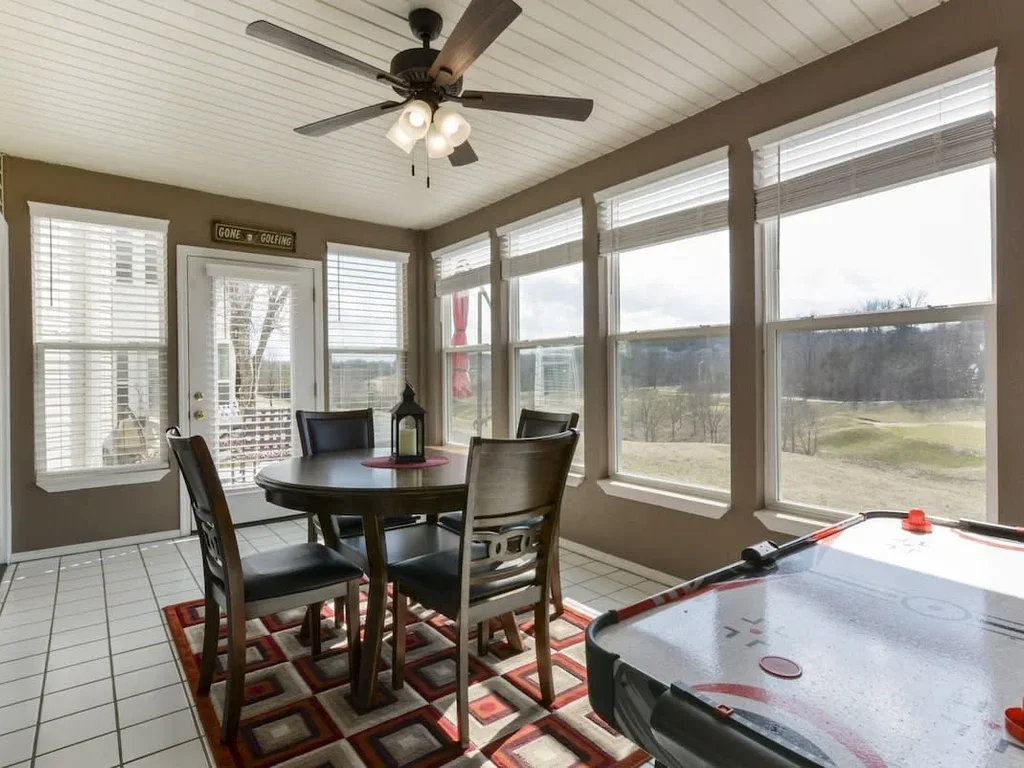 Little House on the Fairway- Luxury Golf Condo