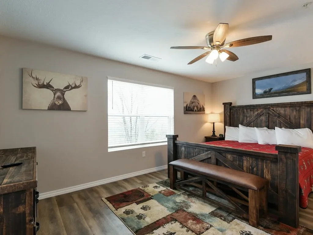 Mystic Cove Condo – Pool – Perfect location