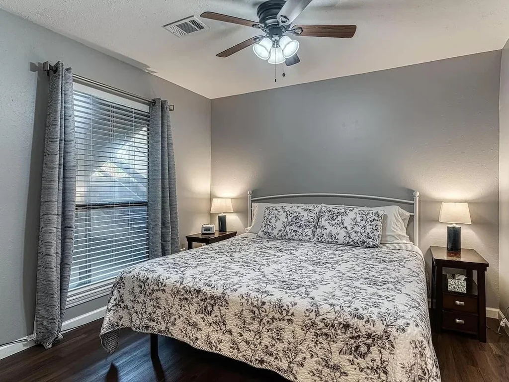 Highland Pointe Condo with Indoor and Outdoor Pools and Hot Tub