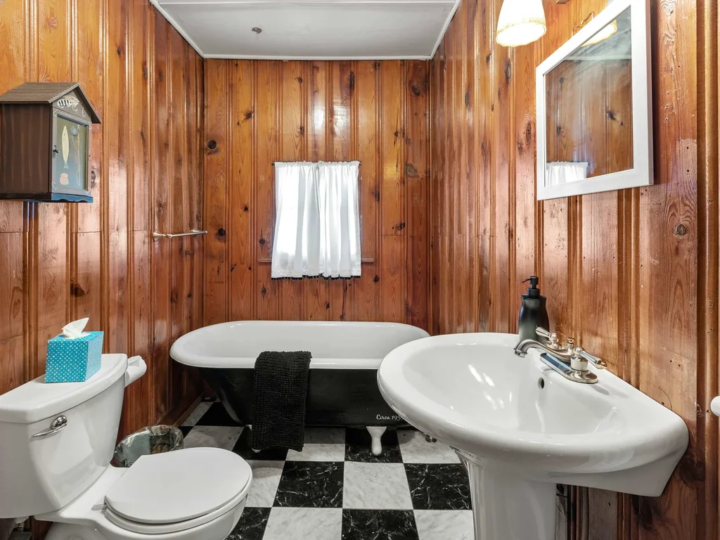 Rockaway Retreat