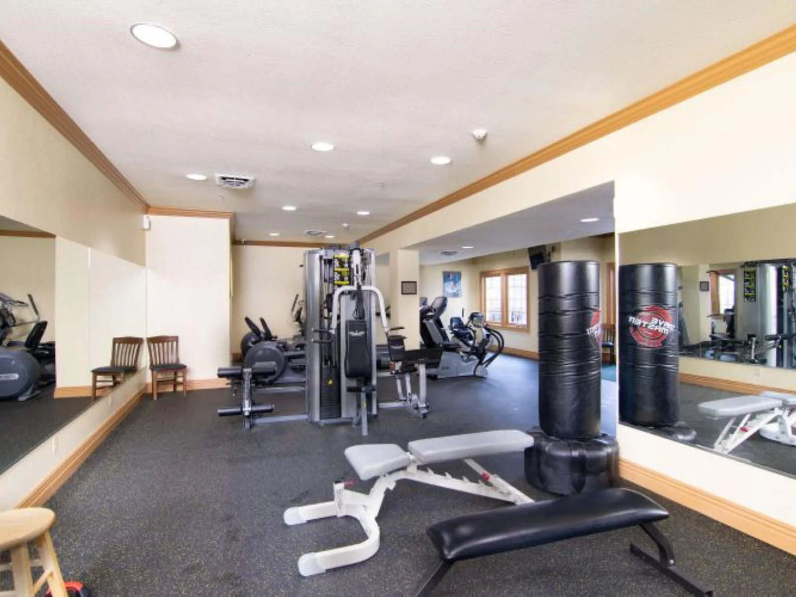 Resort gym amenities