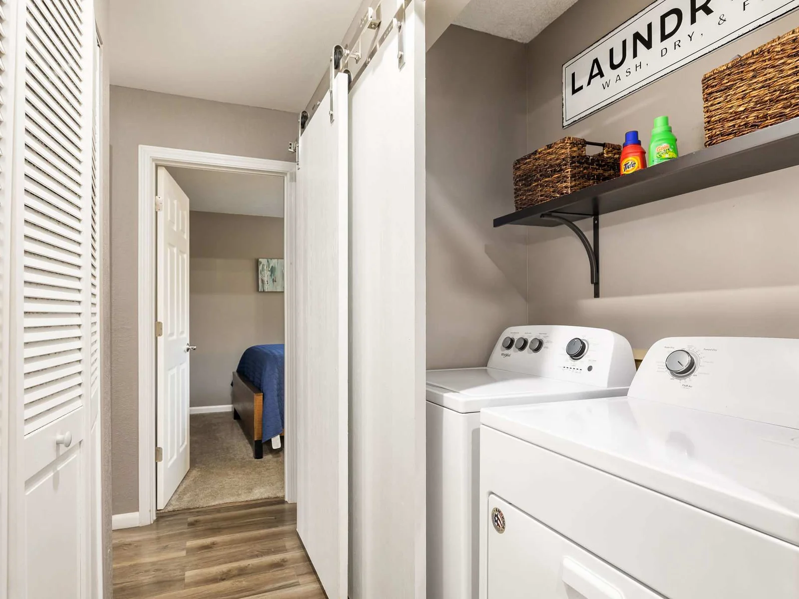 In-unit washer & dryer!
