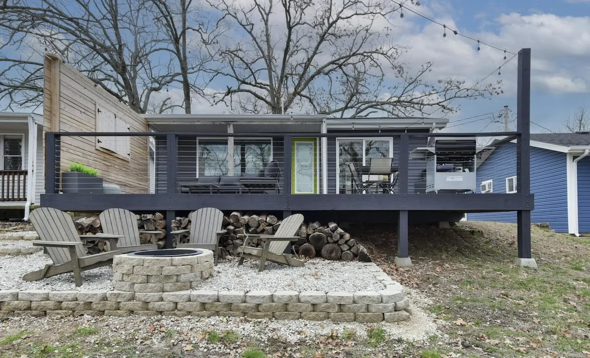 Lake House – Lake Views – Outdoor Pool!